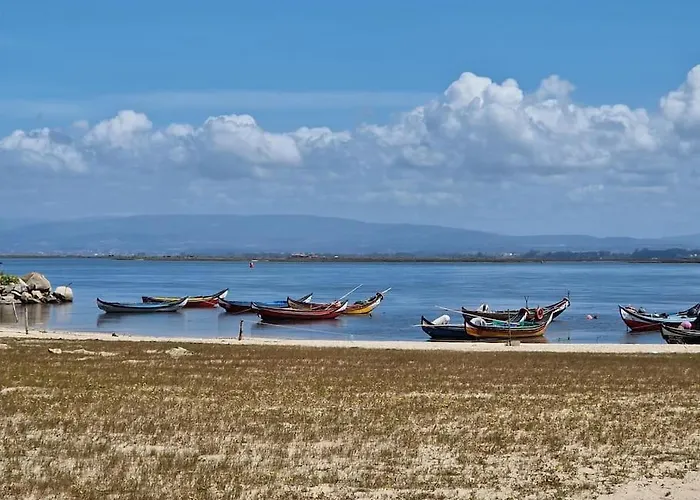 Casa Camarinhas * أفيرو