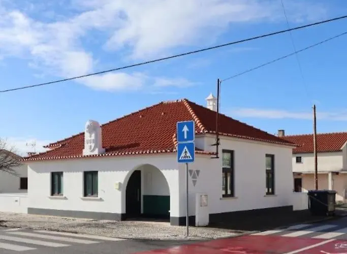 Casa Camarinhas أفيرو