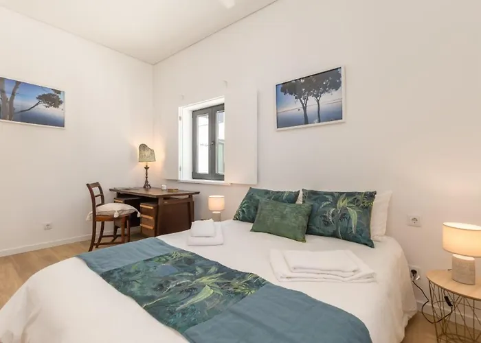 Casa Camarinhas بيت للعطل